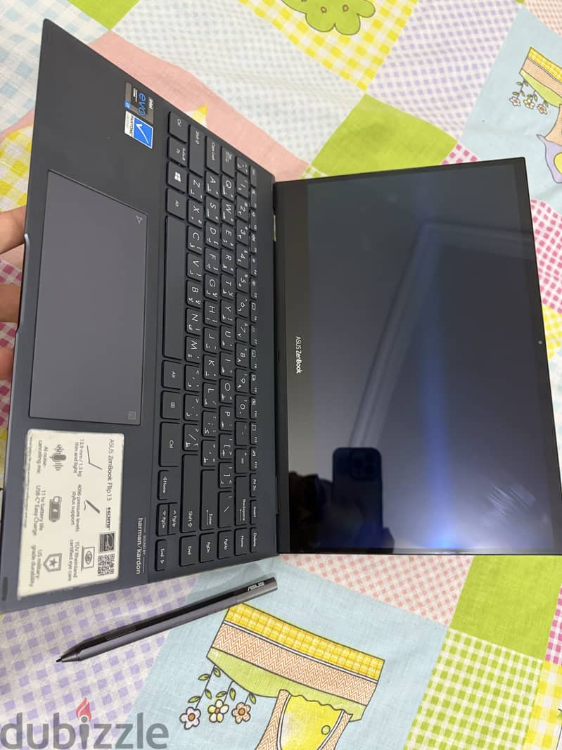 Asus Zenbook Flip 13 OLED 1