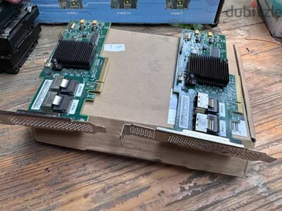 (1 س)  2 x IBM ServeRAID M1015 SAS/SATA Controller