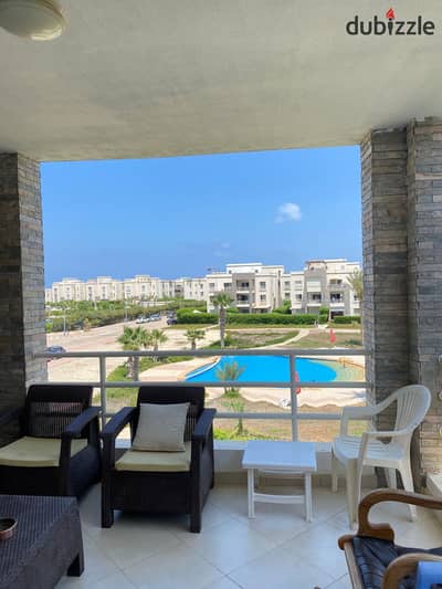 Penthouse on the Amwaj swimming pool