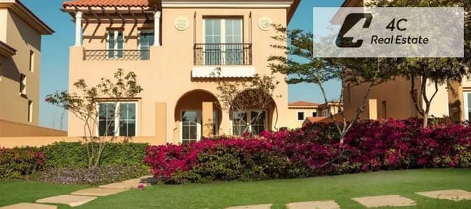 سعرها نزل 2 مليون لسرعة البيع اقل  فيلا كلاسيك للبيع بحري  363م استلام فوري اميز لوكيشن في هايد بارك التجمع الحامس Hyde Park New Cairo