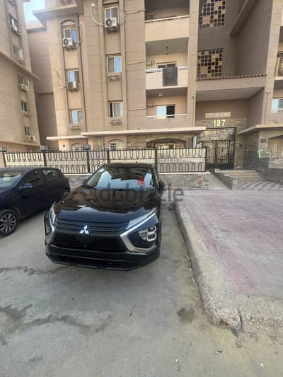 سيارة اكليبس موديل ٢٠٢٤ Mitsubishi Eclipse فابريكا بالكامل 40 الف كم