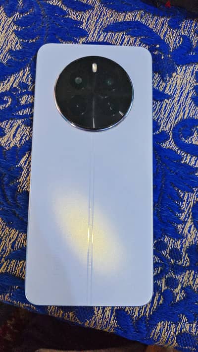 Realme 12