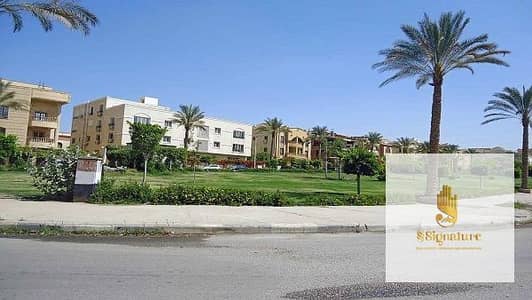 للبيع شقه استلام فوري مساحه كبيره في لوكيشن مميز في اللوتس الجنوبيه