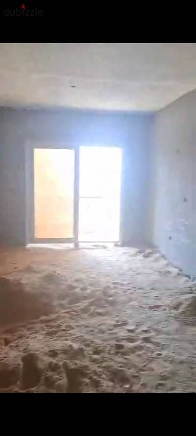 شقه للبيع كمبوند مميزه بالقاهرة الجديدة