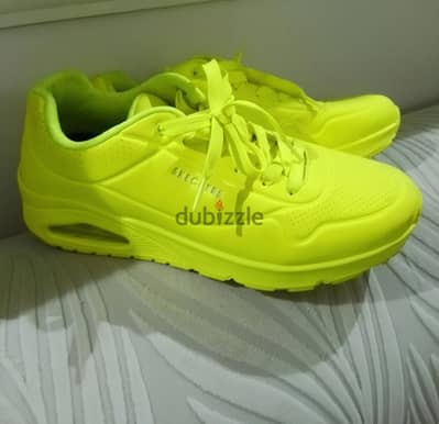 سنيكرز سكتشرز أصلي Skechers Uno ( استخدام مرة واحدة ) وارد الإمارات
