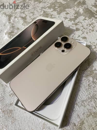 Apple - iPhone 16 Pro Max