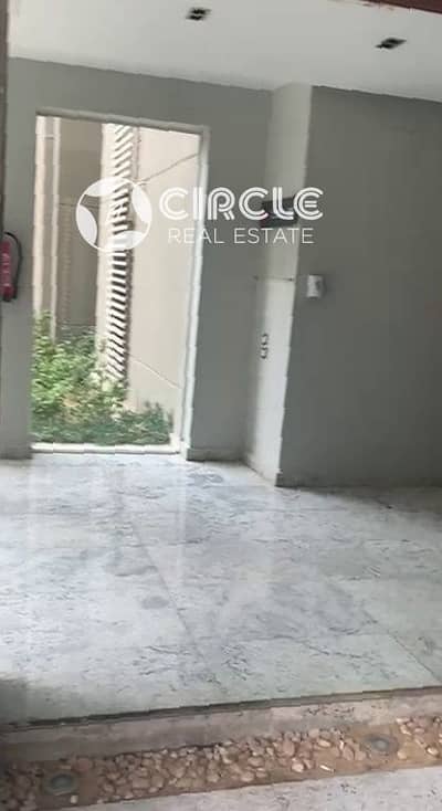 شقة ١٥٠م تشطيب كامل ٢ غرف نوم للبيع في ذا فيليج جيت بالم هيلز التجمع الخامس The Village Gate New Cairo near AUC