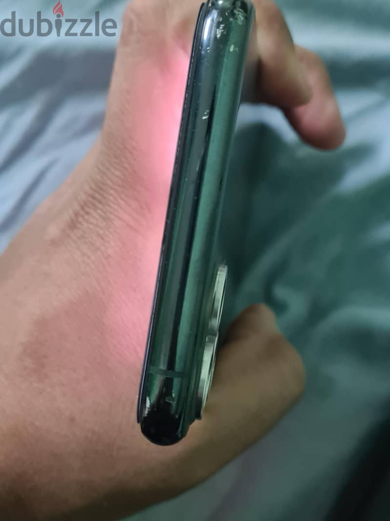 Apple - iPhone 11 Pro Max 3