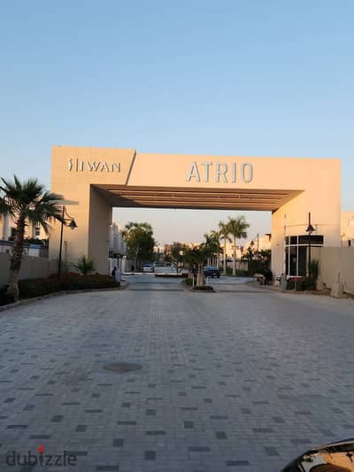 للبيع فيلا 316 متر بموقع مميز نصف تشطيب بالشيخ زايد
