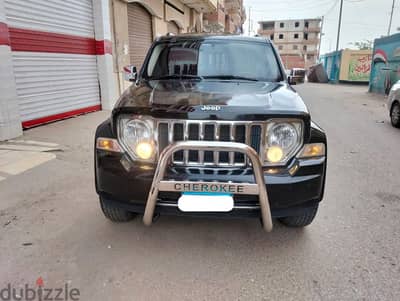 جيب شيروكى 2011