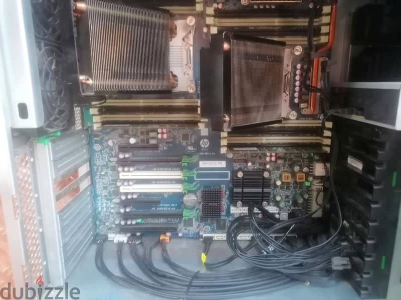 HP Z820 Workstation 4