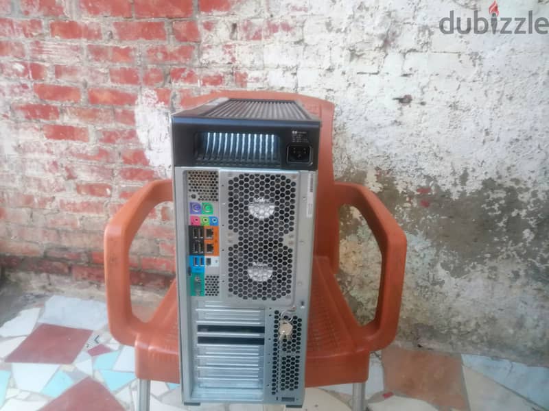 HP Z820 Workstation 7