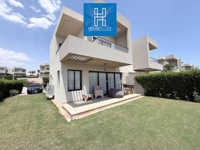 بأقل من سعر الشركه في ازها العين السخنه توين هاوس ريسيل برايم لوكيشن للبيع Azha Ain Sokhna