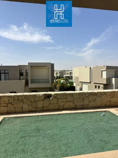 تاون هاوس برايم لوكيشن ريسيل للبيع بأقل من سعر الشركه في ازها العين السخنه Azha Ain Sokhna