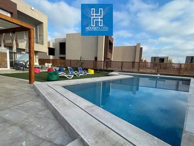 شاليه متشطب بالمطبخ و التكييفات فيو مميز علي البحر بالتقسيط علي 10 سنين Hacienda Ras Elhekma