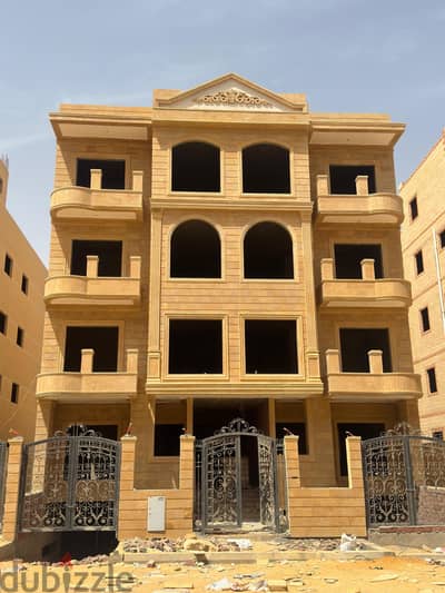 شقة (180م) بالتجمع الخامس بالاندلس 2