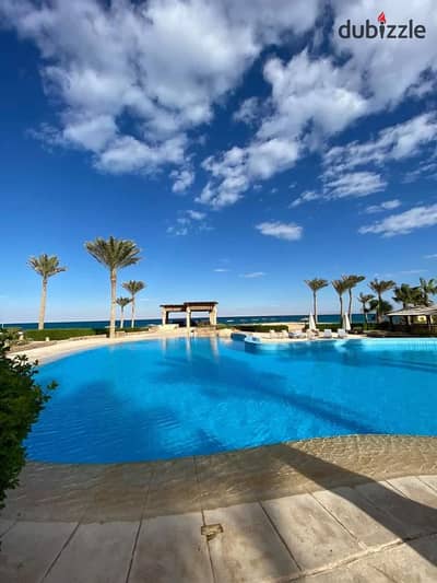 100 sqm chalet for sale with a sea view in Ain Sokhna next to La Vista, with a 30% discount for a limited time.