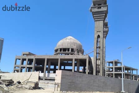 شقة للبيع بموقع مميز  أول مطل على الطريق الدولي مباشرة أمام دار مصر ومركز خدمات الأكثر تميز الكبير   المساحة: ٢٢٦م  الدور الثاني علوي  استلام فوري  أسانسير شغال  عمارة ساكنة  موقع حيوي قريب من كل الخدمات والمحاور الرئيسية فرصة ممتازة للسكن الراقي