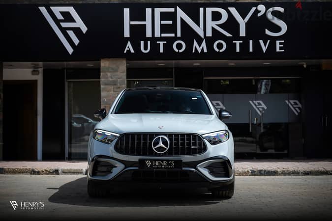 Mercedes-Benz GLC43 AMG  تبريد/فواحه/جلد كاملamg/تابلوه و طاره كاربون
