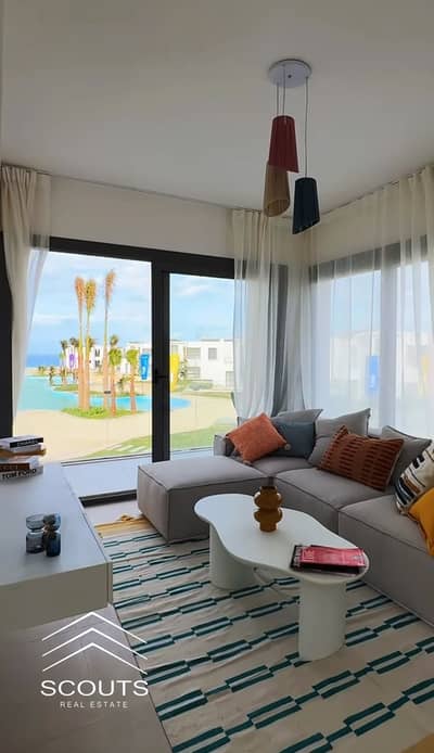 شاليه للبيع فيو مفتوح علي البحر متشطب بالكامل استلام شهور في راس الحكمه في كالى كوست الساحل الشمالي
