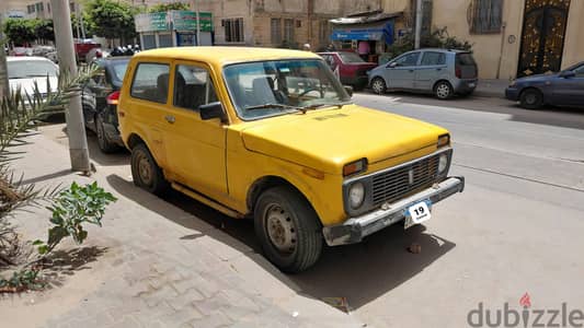 لادا نيفا 1981 1600 سي سي