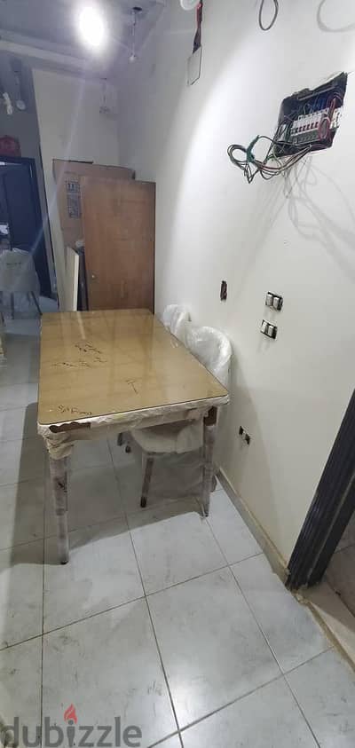 تربيزة و 6 كراسي