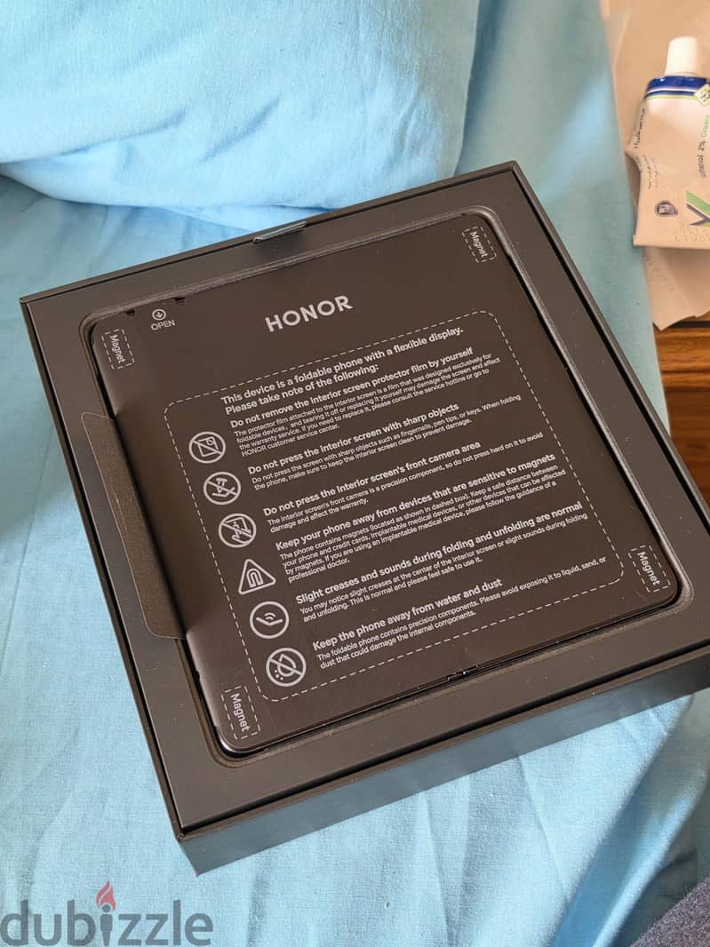 Honor Magic V5 1