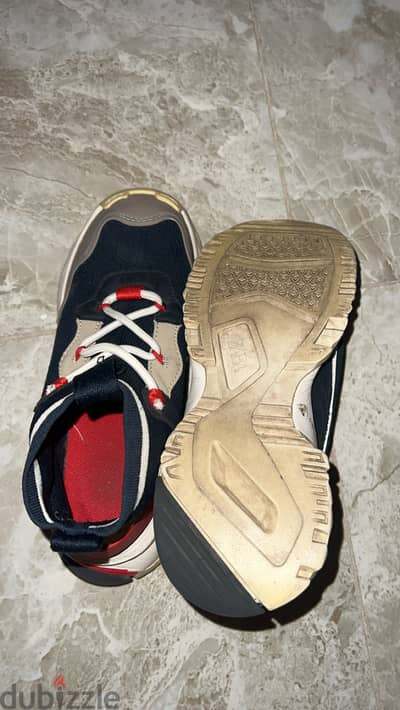 كوتش زارا اصلي مقاس 36-37