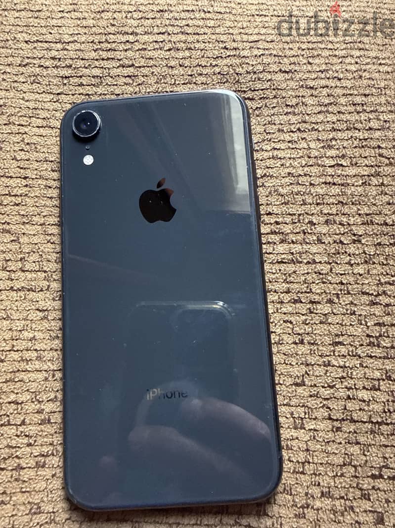 Apple - iPhone XR 3