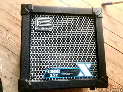 Roland Cube 15X guitar amplifier