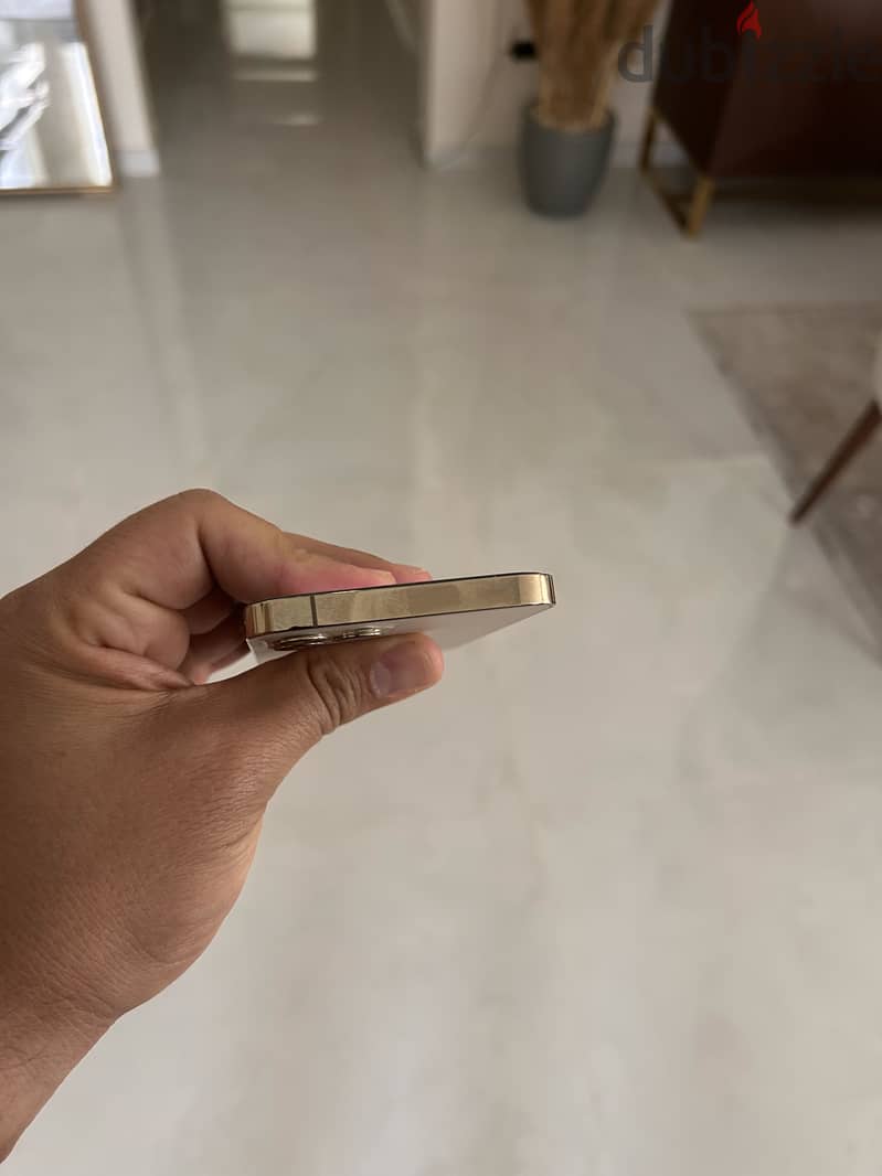 Iphone 12 Pro used 1