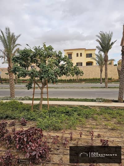 تاون هاوس ميدل للبيع فيو لاند سكيب في سيتي جيت ديار القطريه بالجولدن سكوير التجمع الخامس - باقل سعر في السوق