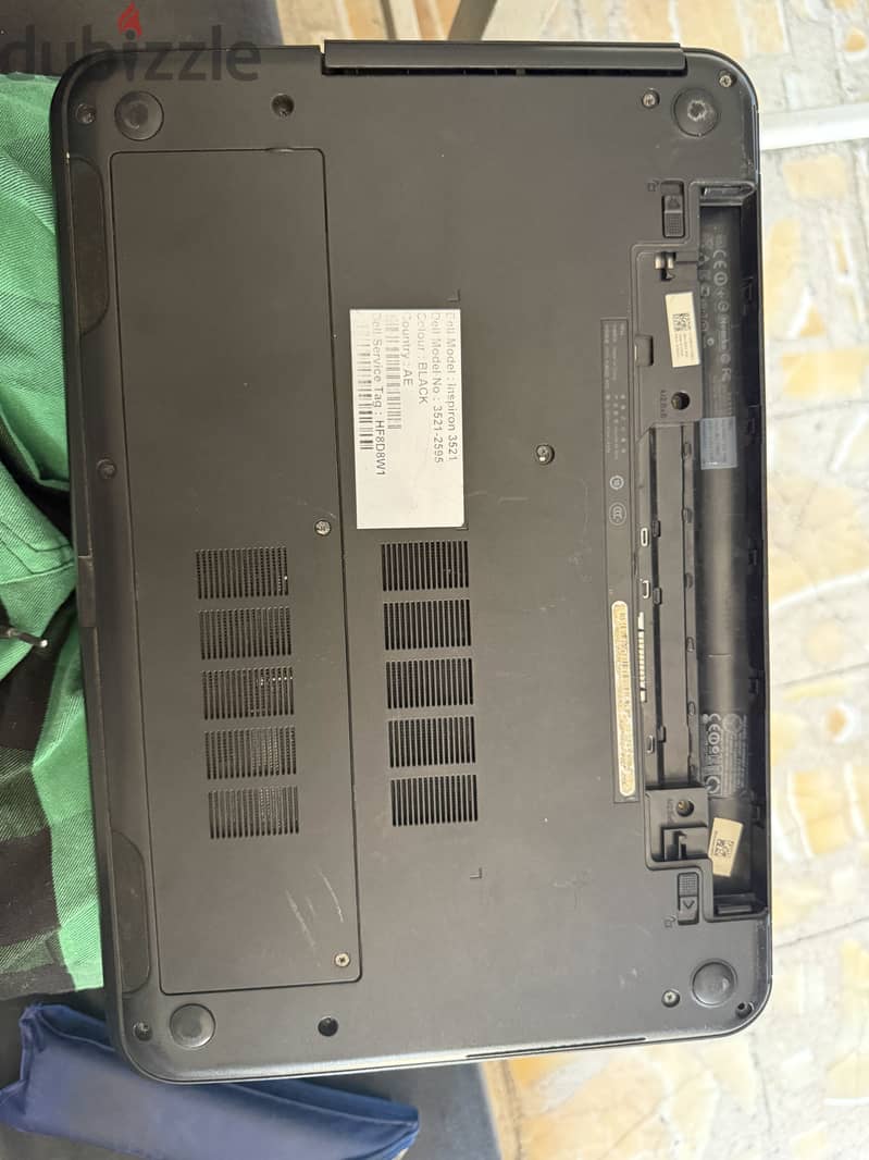 Dell Laptop 3