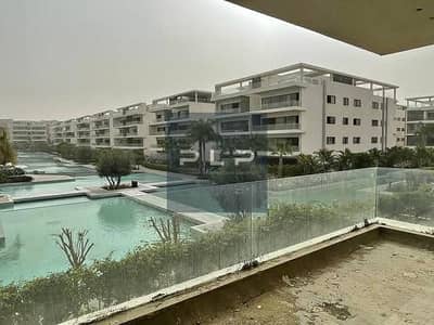 شقة للبيع اقل من سعر السوق ريسيل استلام فوري متشطبة بالكامل جاهزة علي السكن في كمبوند ليك فيو 1 التجمع الخامس بفيو مفتوح علي لاند سكيب