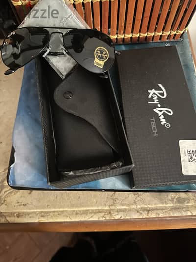 Ray-Ban