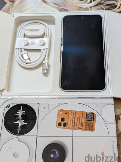 Nothing Phone (3) عليه ضريب 13,000 الف لسه ف فترة السماح120 يوم