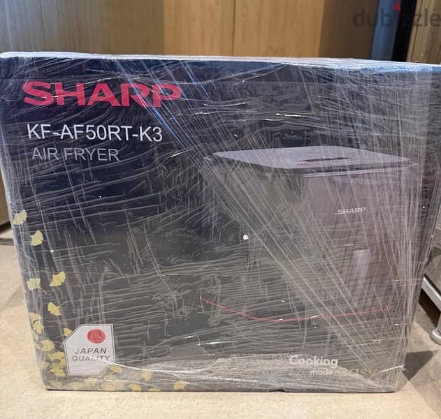 Sharp Air fryer AF50RT New never used 2