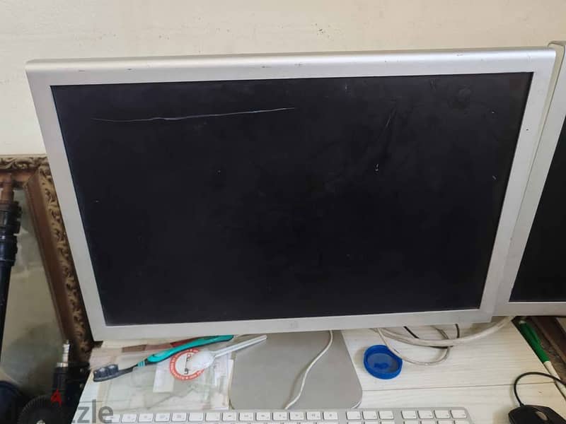 apple cinema display 20 inch 3