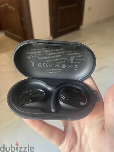 مطلوب شراء فرده اذن (يسار) soundcore v20I ، او بيع الباقي بالعلبه