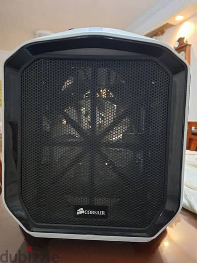 Corsair Graphite 380T Mini-ITX PC