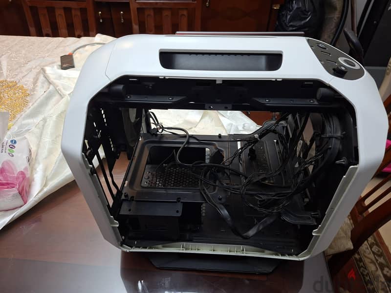 Corsair Graphite 380T Mini-ITX PC 5