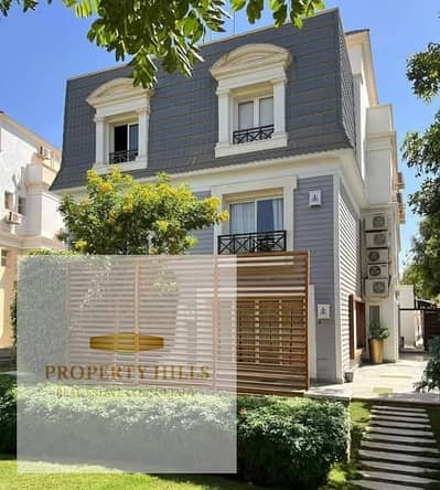 Receive a stunning villa/townhouse in Mountain View, ready to move in, waiting for you to buy it.
