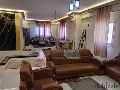 شقة مفروشة للإيجار كمبوند بالم فيلا امام مول مصر وبجوار وصلة دهشور وبالم هيلز