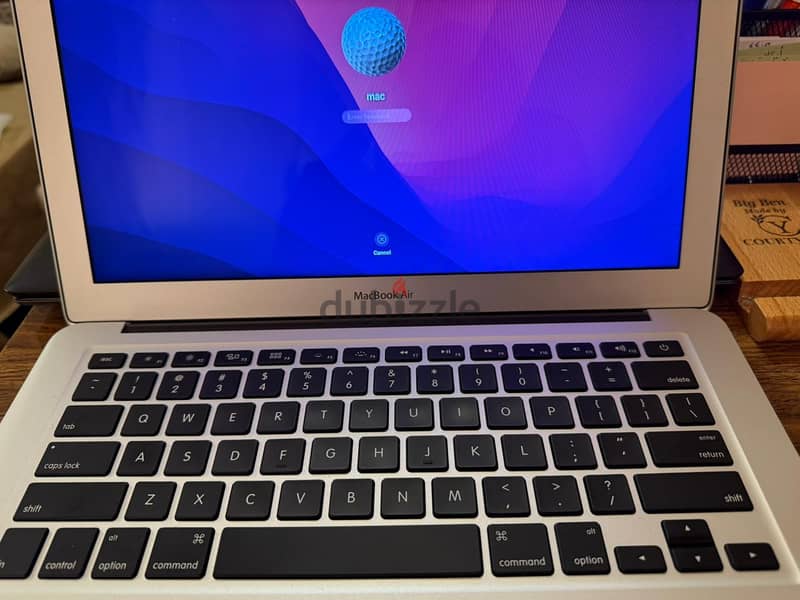 MacBook Air - Excellent Condition 7