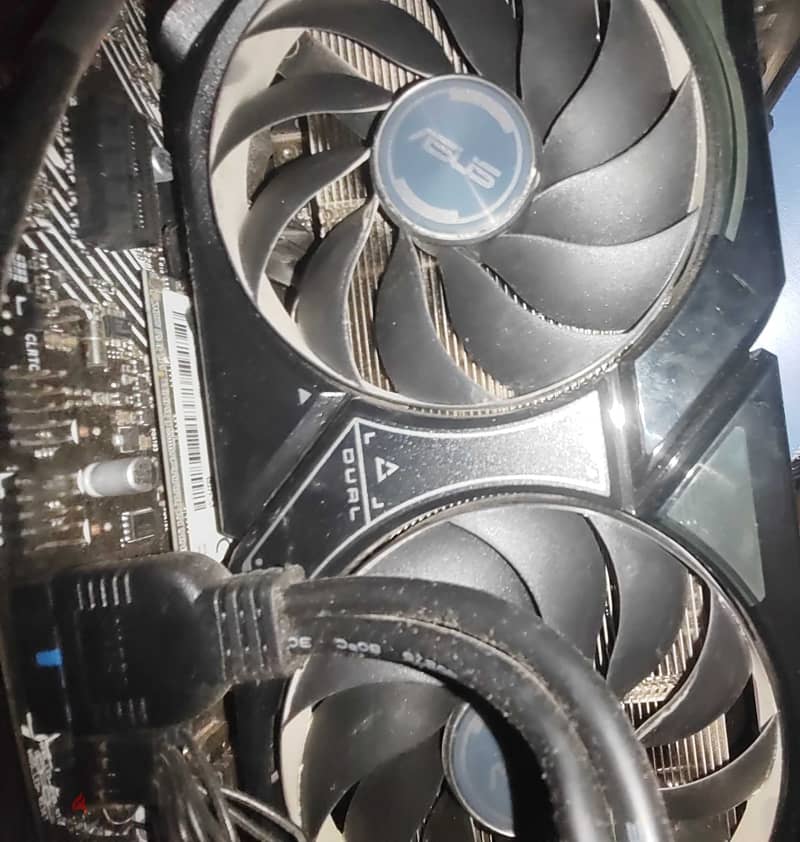 RTX 4060 ASUS OC 7