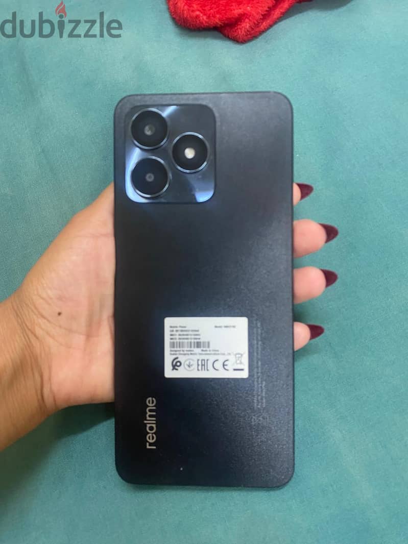 Realme C53 4