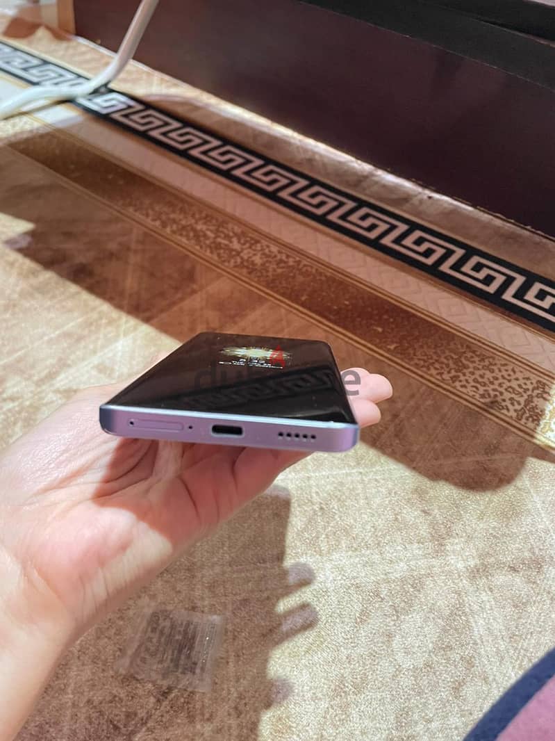 Xiaomi Redmi Note 13 Pro plus 3