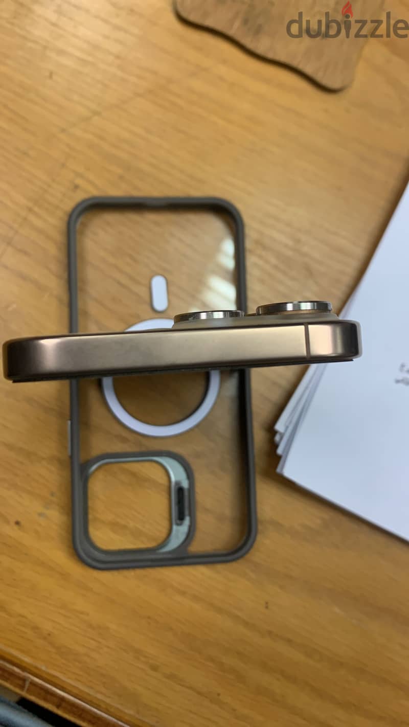 iPhone 16 pro max 265 4