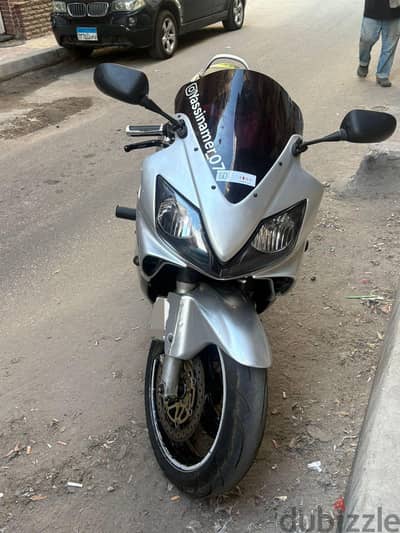 f4i 600cc 2002