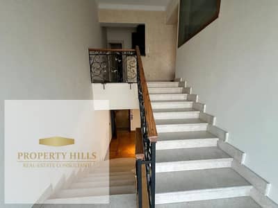 Duplex  for sale at half price if a buyer is ready.